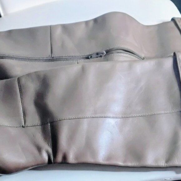 Genuine Taupe Coach Boots Size 9, M Width, Heels 3/4 Inches High, Gently Worn - Picture 4 of 8